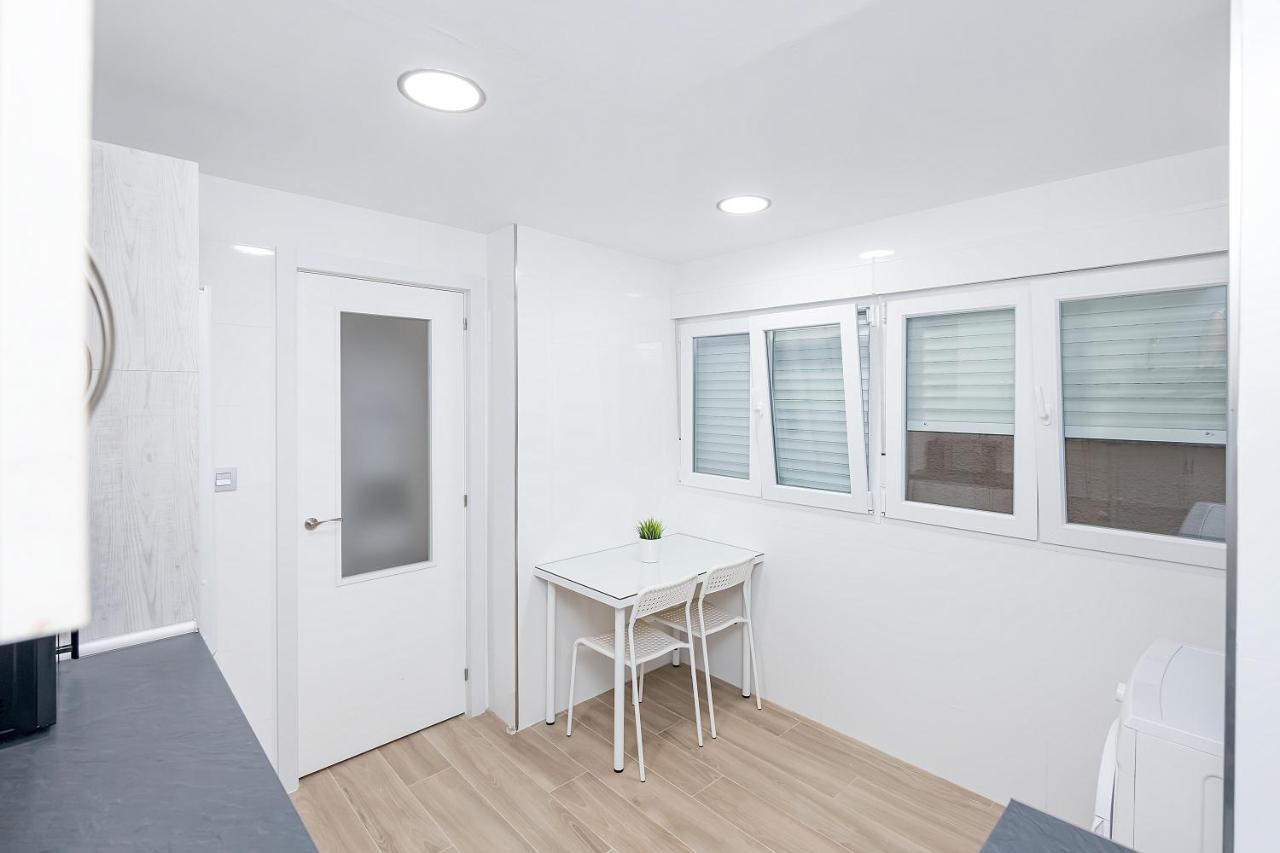דירות פואנגירולה Apartamento Puerto Sol Y Mar מראה חיצוני תמונה